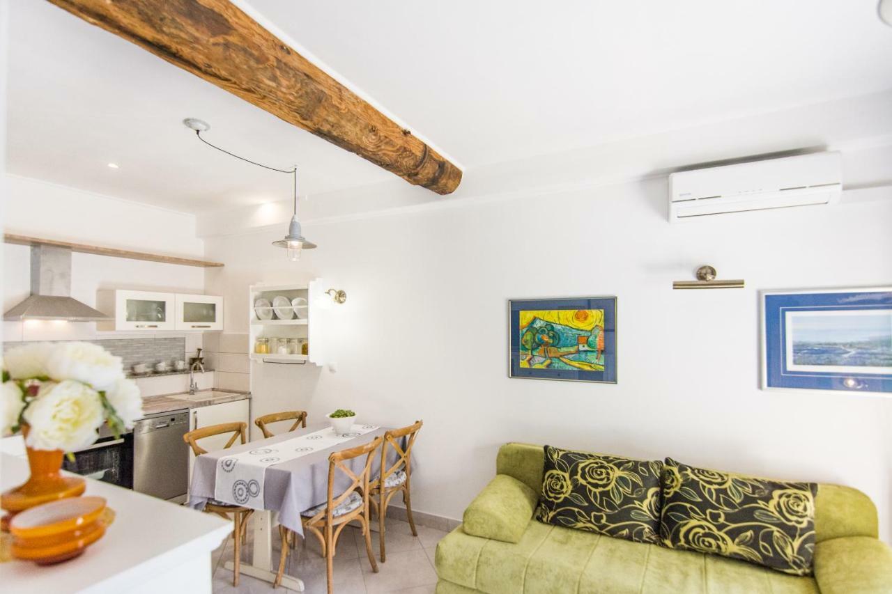 Apartment Mileta Sali Exteriér fotografie