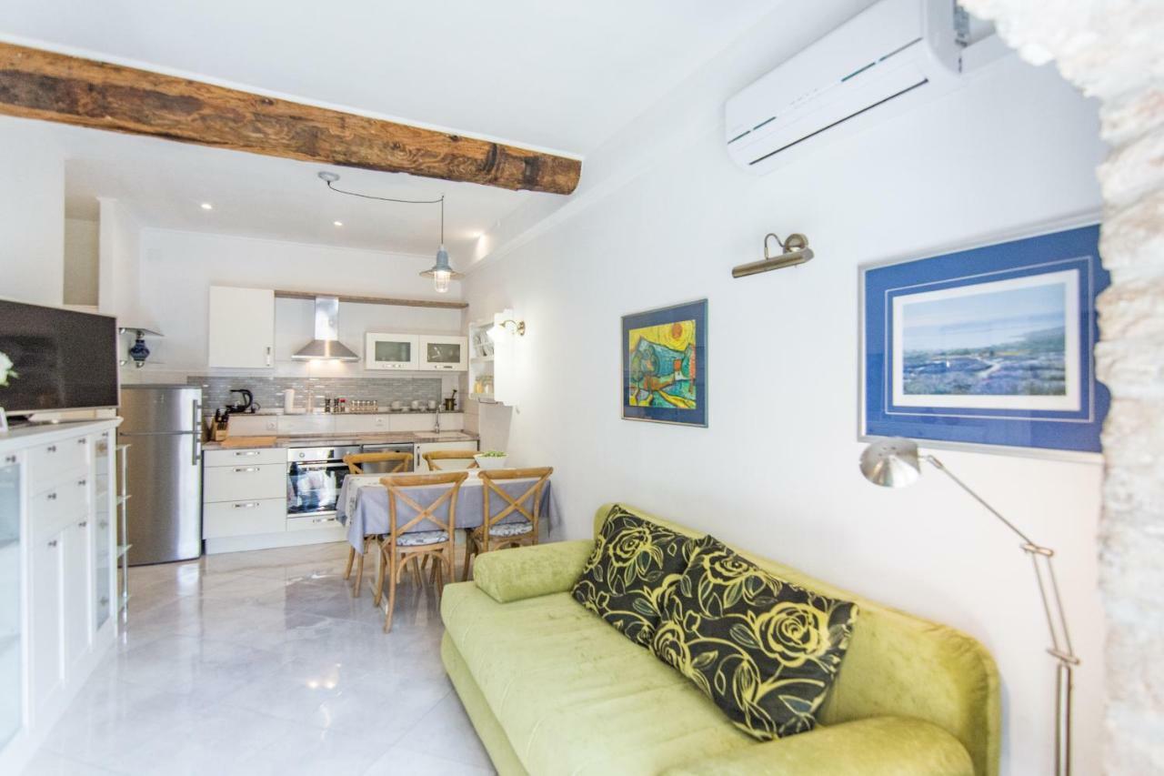 Apartment Mileta Sali Exteriér fotografie